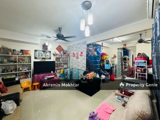 Freehold & Partially Furnished | [Walking to LRT] Double Storey Terrace Putra Bistari, Putra Heights, Selangor