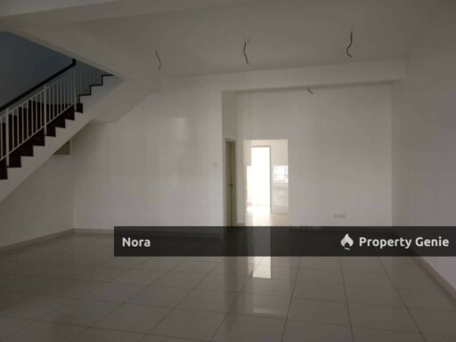 Laman Azalea, Nilai Impian, Partly Furnished for Sale