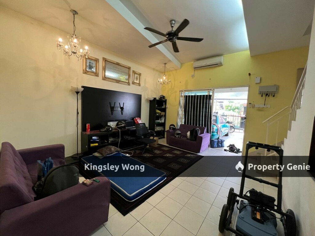Seri Margosa Bandar Seri Botani Double Storey Terrace House Good Condition