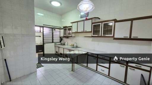 Ipoh Garden Freehold Double Storey Terrace House Simple Renovated