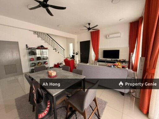 Horizon Hills / The Green / Double Storey Super Link / Renovated / Freehold