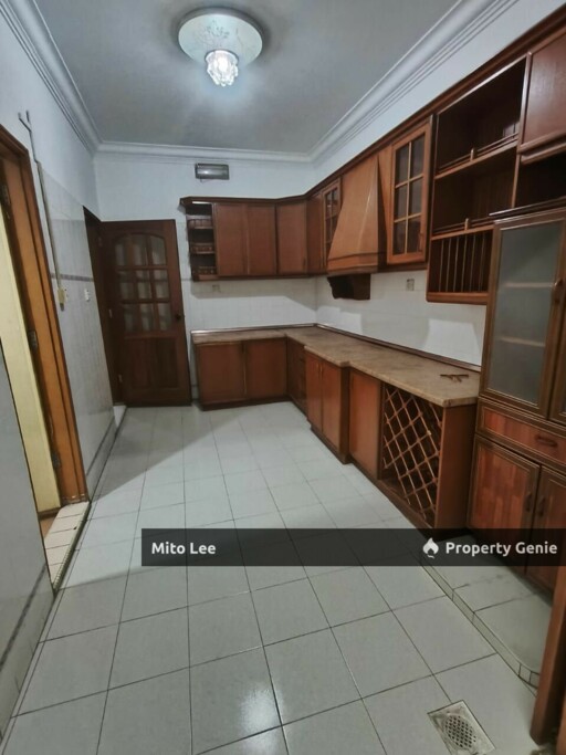 Kulai Double Storey House For Rent!!