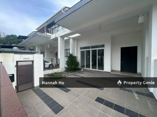 Spacious Landed Terrance House Taman Putra Prima