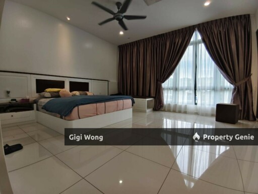 8 Residence Superlink 2.5 Terrace House