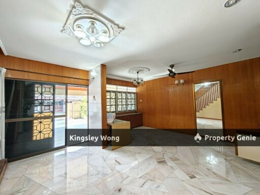 First Garden Renovated Double Storey Terrace House Near Falim Silibin Menglembu