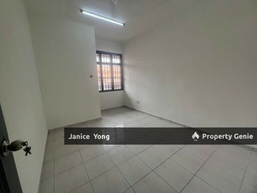 Taman Desa Cemerlang Ulu Tiram Jalan Saga 11