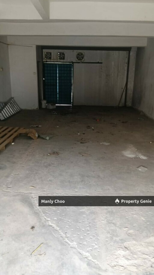BELOW BANK VALUE 3 Storey Shoplot Melaka Raya Town Ujong Pasir Kota