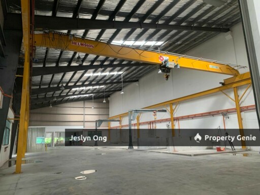 2.5 Storey Semi-Detached Factory Desa Cemerlang for Rent