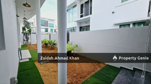 Jacaranda Garden Residence 3 Storey Bungalow For Rent