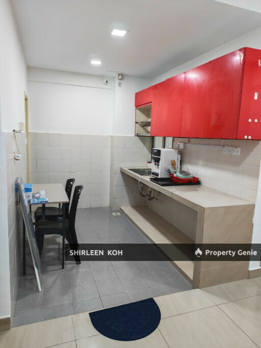 Male Room for Renting at Suriamas Suites Condominium @ Larkin JB Town
