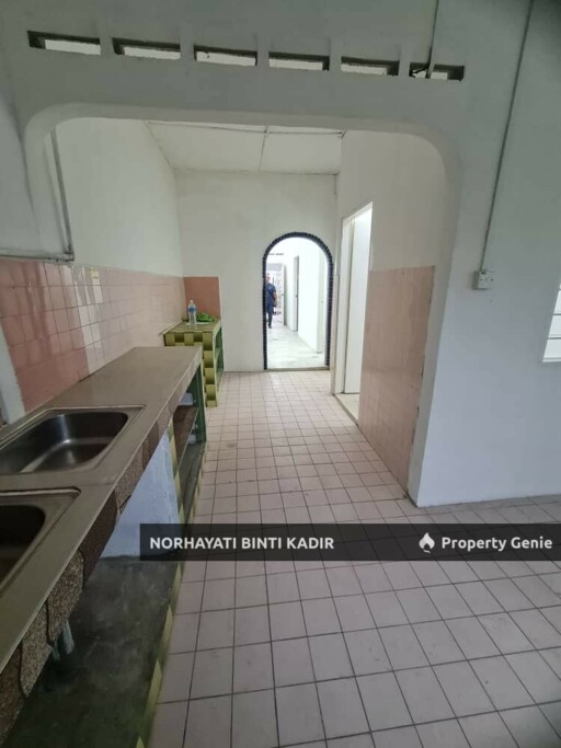 (RENOVATED) SINGLE STOREY TERRACE LORONG SERI MAHKOTA 34, BATU 12, JALAN GAMBANG