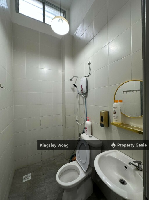 Lahat Sri Wang Single Storey Terrace House Good Condition