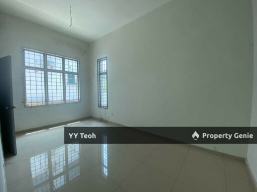 CORNER Cheng Perdana Double Storey Terrace