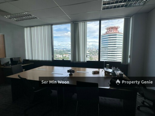 Menara Suezcap Office Space for Rent nearby LRT KL Gateway - Universiti