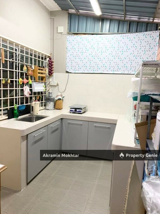 Freehold, Facing Open & Renovated | Double Storey, Taman Bukit Emas @ Seri Kembangan