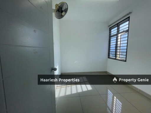 EASTBAY LUXURY APARTMENT PANGSAPURI SERI BAYAN, MASAI