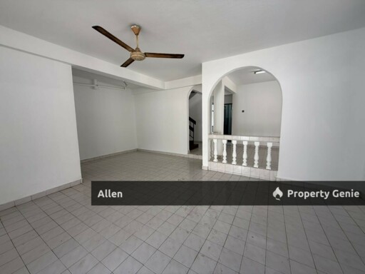 Bukit Kempas – Spacious 4BR Semi-D with Massive Land Area