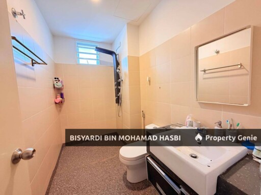 FULLY RENO & BELOW MV Teres 3 Tingkat Idaman Jasper, Seremban.