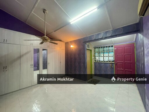 Freehold & Renovated | Jalan Jelok Taman Kajang Baru, Kajang
