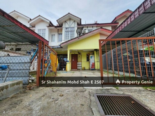 Double Storey Terrace Lorong Cakera Purnama Fasa 2, Bandar Puncak Alam.