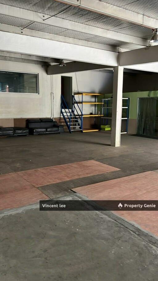 Balakong  2 Storey Corner Link Factory, with Extended Area, Prime Location