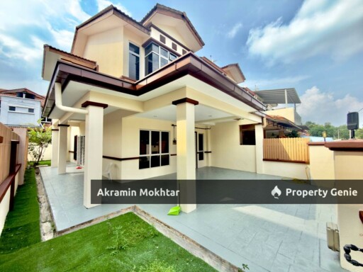 FACING OPEN, END LOT & RENOVATED | 2 Storey Terrace Vista Hill Bandar Mahkota Cheras, Cheras Selangor