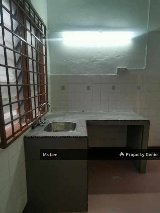 3rd Floor Shop Apartment RM 350 (Pasar Malam) -Taman Sentosa @ Klang- Ready 30/9
