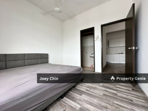 Ehsan Jaya Apartment For Rent