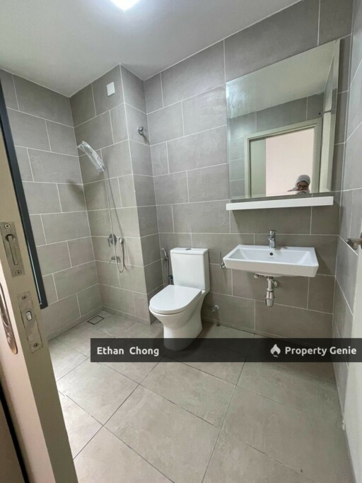 ELMINA GARDEN DOUBLE STOREY END LOT FOR SALE