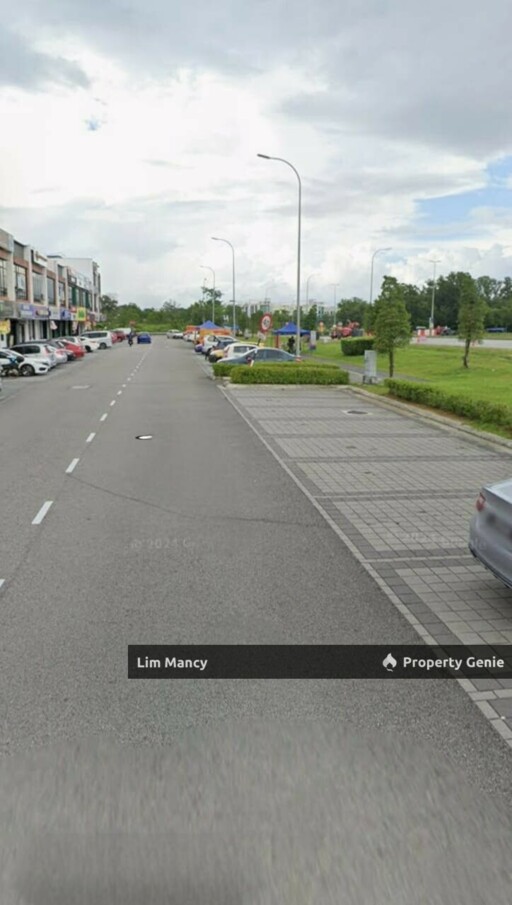 68 Avenue Gelang Patah Double Storey Shoplot Facing Main Road