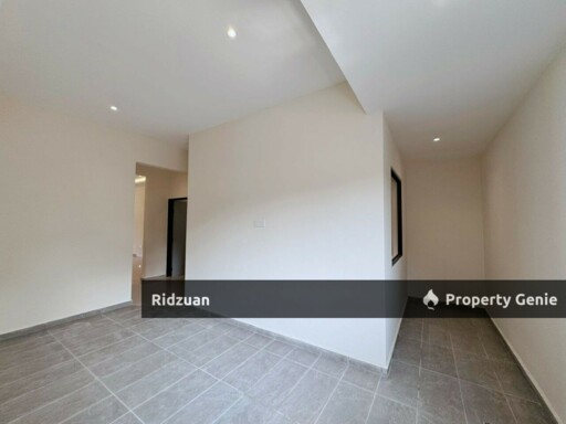 Desa Cemerlang - Single Terrace House