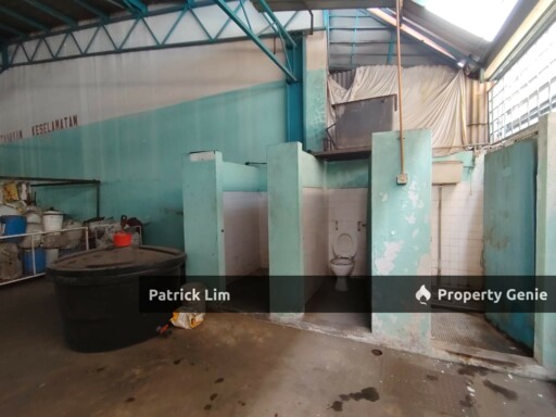 Malim Jaya 6600sqft (Corner Factory) For Rent