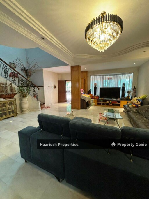 Bungalow Jalan Tembusu Taman Bukit Rinting Masai For Sale