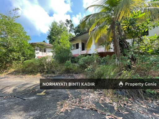 RESORT BESERTA TANAH 5.85 EKAR DI KG CHERATING