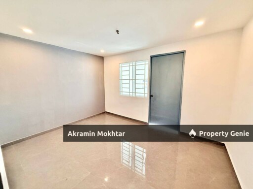 FREEHOLD & FULLY REFURBISHED | 2 Storey Taman Tuanku Ampuan Najihah, Senawang