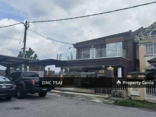 2 Storey End Lot Linked House @ Taman Putra Budiman {Save RM 238,000}