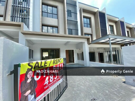 Nassim Heights, Ampang | 3-Storey Link 5 Bedrooms | RM1.2M - Strategic Location & Exclusive Private Road