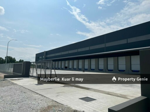 West Port Factorty /Land For Rent