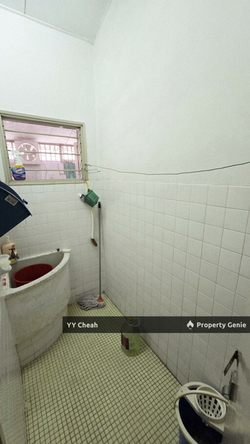 Bercham Single Storey Superlink Terrace For Sale, Facing South, Good Location