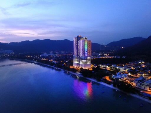 The Lexis Suite Condotel Service Residence