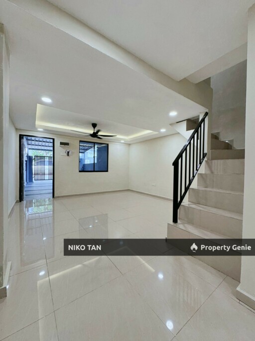 For Sale Megah Ria @ Jln Bayan 5 Double Storey Low Cost