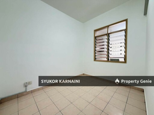 Double Storey Superlink Lorong Az Zaharah, Puncak Alam