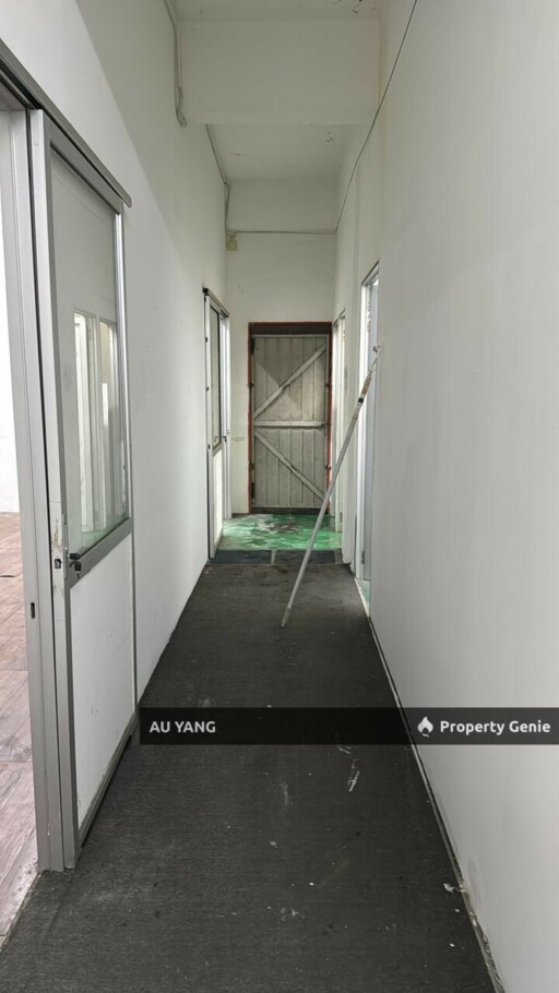 Simpang Ampat Whole Building 2-Sty Shoplot Facing Mainroad For Rent