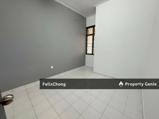 Taman Senai Utama 1 Sty Terrace,Jalan Senai Utama,Senai,Renovated