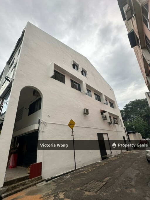 Jalan Tun Abdul Razak @ 4 Storey Shoplot Endlot For Sale
