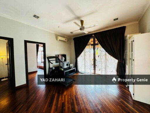 Taman Bunga Negara, Shah Alam | 2-Storey Bungalow 5 Bedrooms | RM1.9M - Below Market, Spacious Land & Freehold