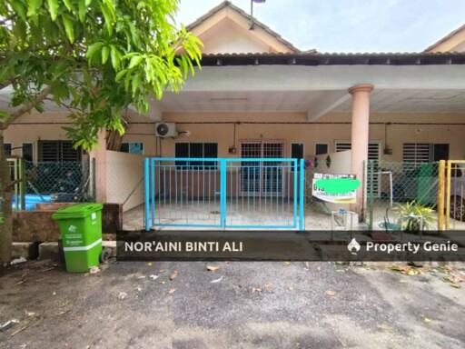 RUMAH TERES SETINGKAT UNTUK DIJUAL - Perumahan Permatang Badak Perdana, Kuantan.