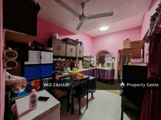 Kampung Lombong, Shah Alam | 1-Storey Terrace 3 Bedrooms | RM339K - Extended Kitchen and Malay Reserve