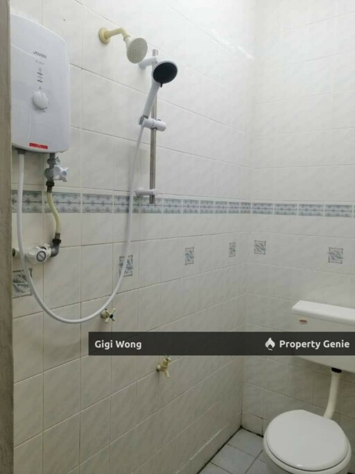 For Sales Townhouse Kota Laksamana