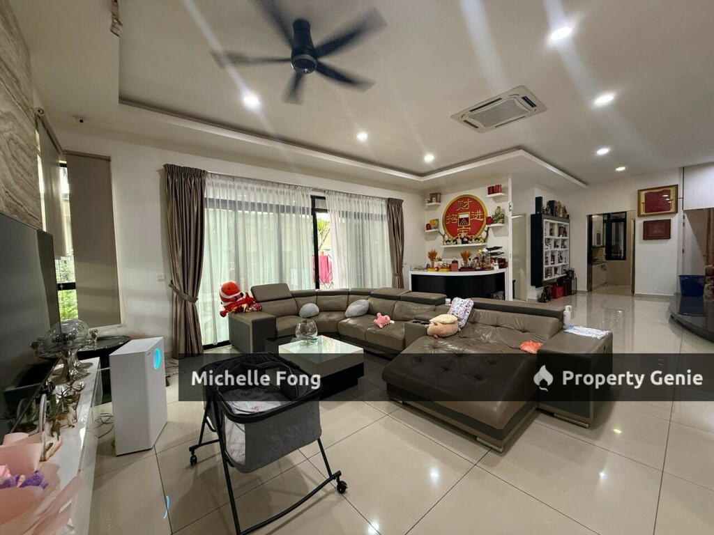 luxury 2-storey house, Johor Bahru property, cluster house for sale, premium house Johor, 5-bedroom house Johor Bahru, luxury homes Johor, real estate Johor Bahru, house for sale JB, Johor Bahru luxury homes